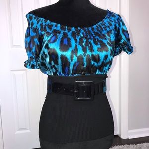 bebe Blue leopard top